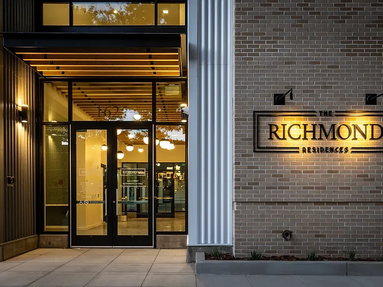 The Richmond — Photo 7