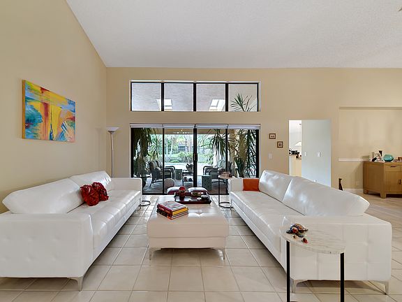 4th image of 1239 Waterview Ct