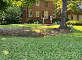 1529 Stonegate Dr, Graham, NC 27253