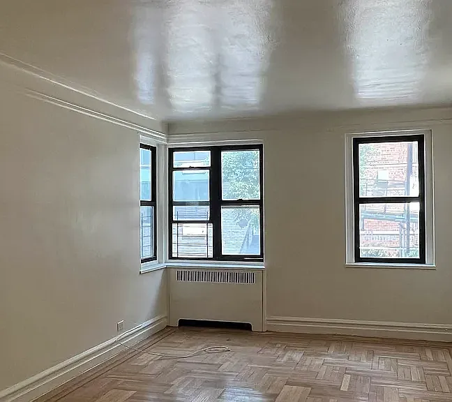 3013 Valentine Ave #1C — Photo 2