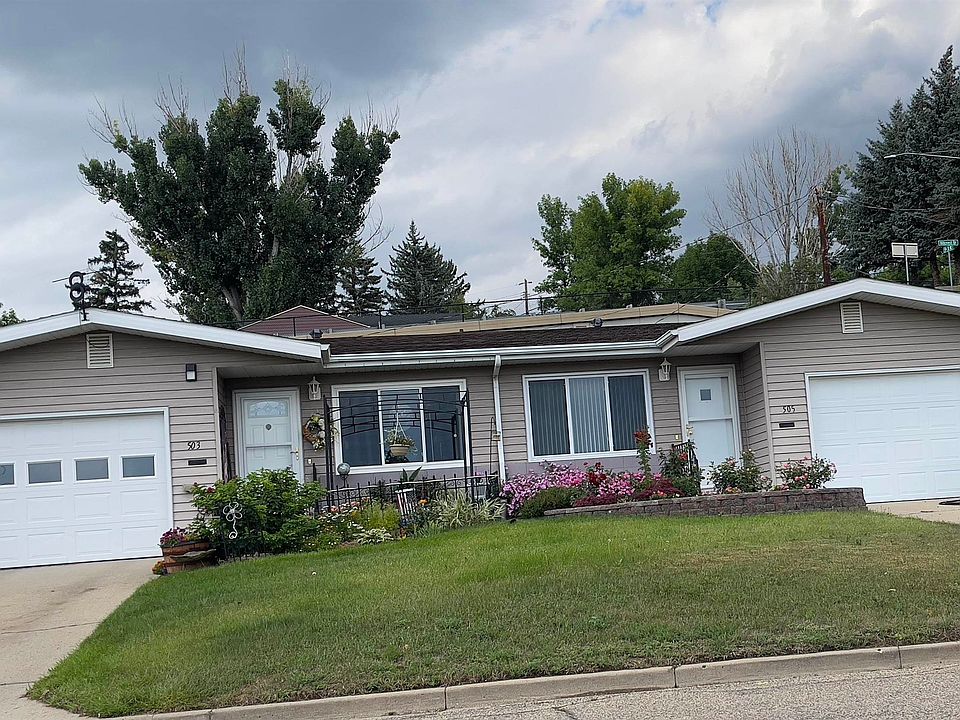 1st image of 505 11th Ave NE