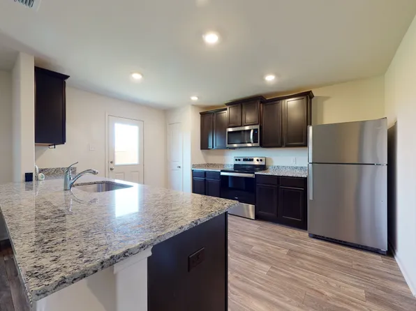 10927 chatham, Converse, TX 78109