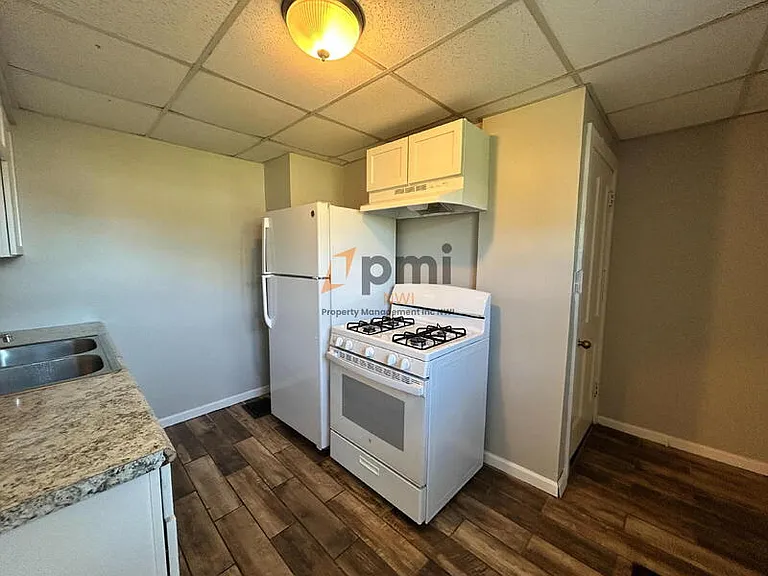 6136-6138 Ray Ave #6138 RAY AVE — Photo 6