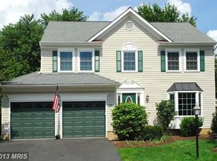 3623 Beech Down Dr, Chantilly, VA 20151
