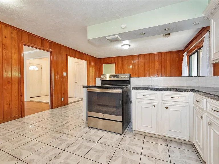 7119 Bellaire Blvd — Photo 12
