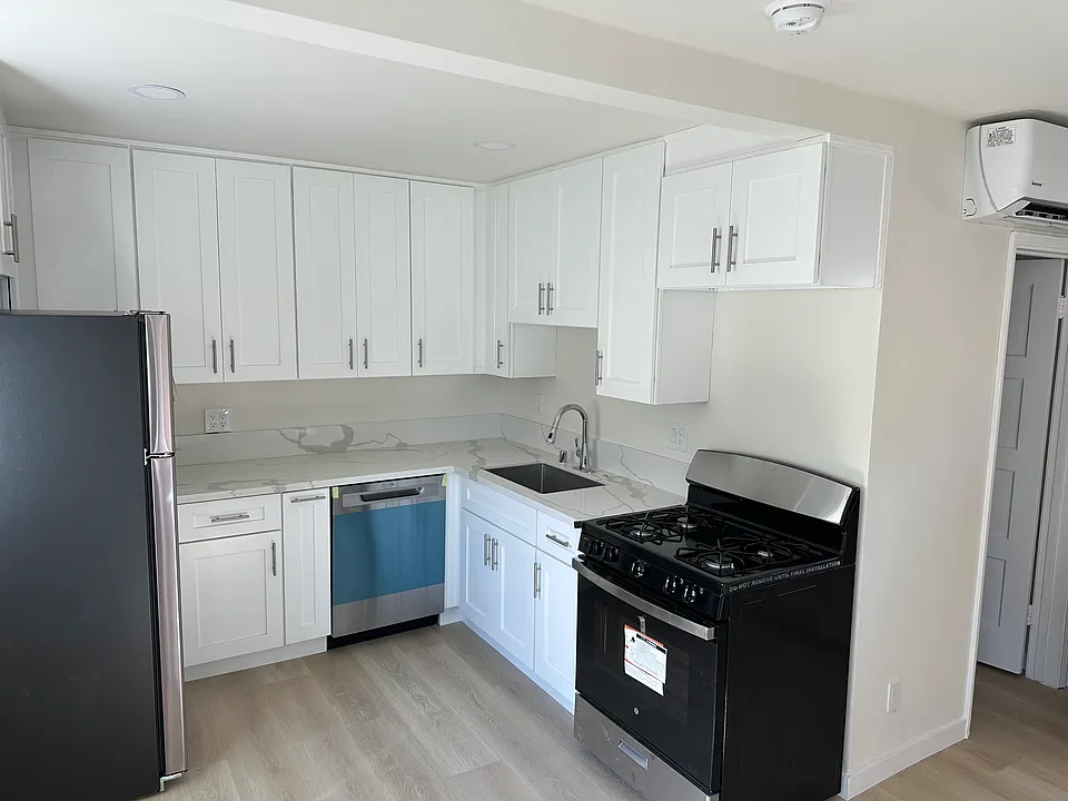 Brand new kitchen.