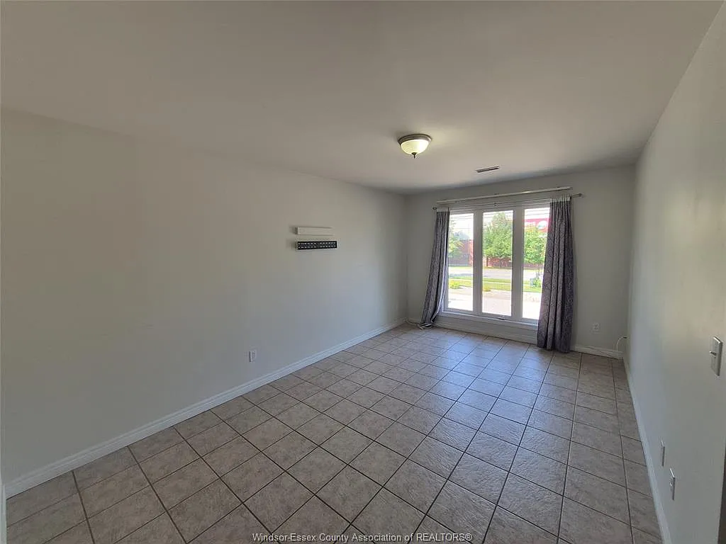 Studio, $1,895 — Photo 3