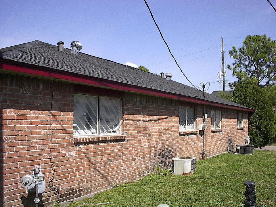 Back view of Duplex