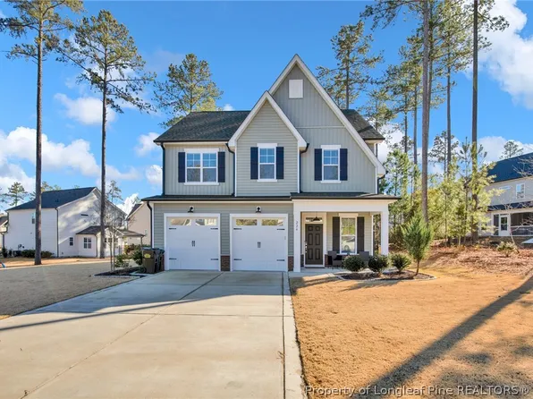 224 Timber Skip Dr, Spring Lake, NC 28390