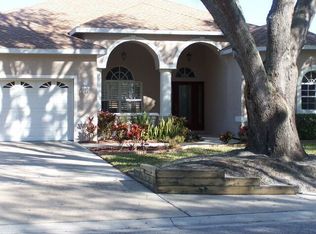 11044 Lynn Lake Cir, Tampa, FL 33625