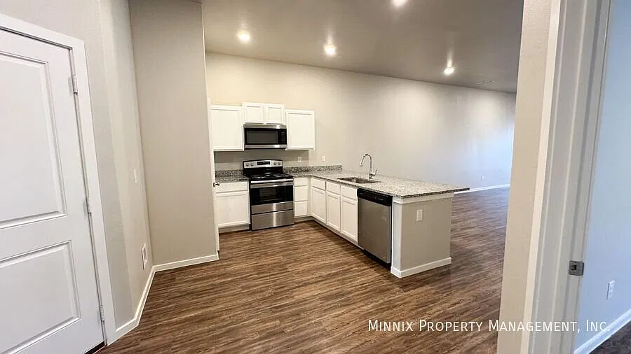 2107 Langford Ave. #B — Photo 3