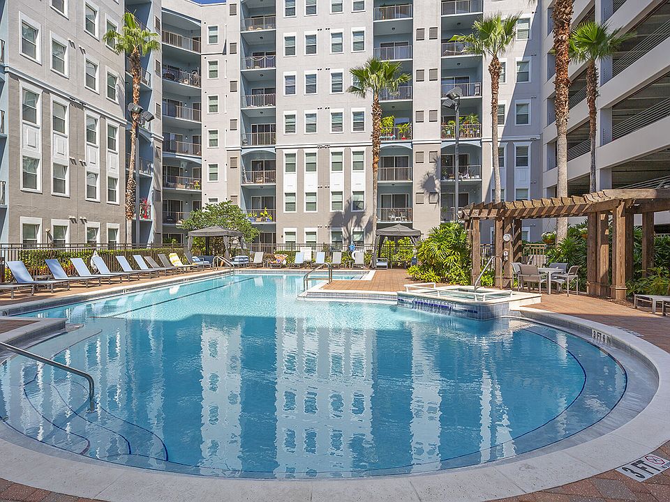 Cortland Uptown Altamonte Apartment Rentals Altamonte Springs, FL