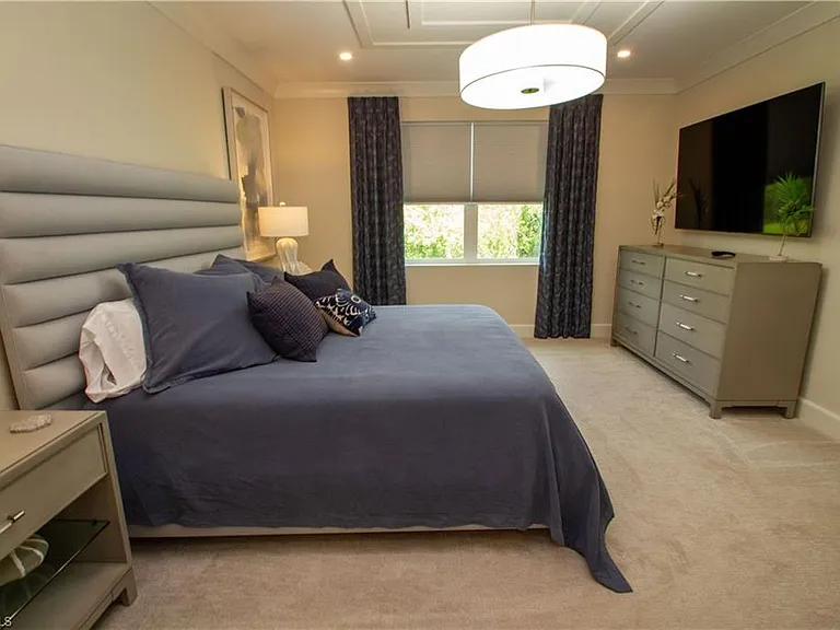 172 Indies Dr E #8-102 — Photo 17