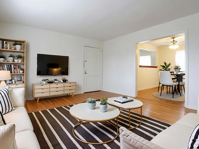 Wallworth Park Apartments — Photo 10