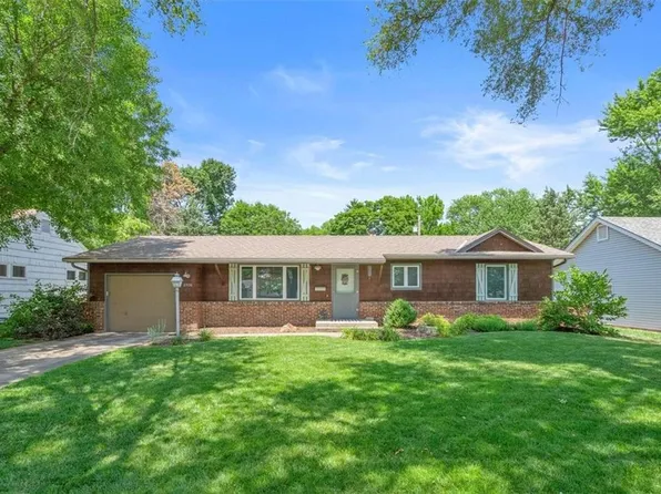 8506 W 92nd Ter, Overland Park, KS 66212