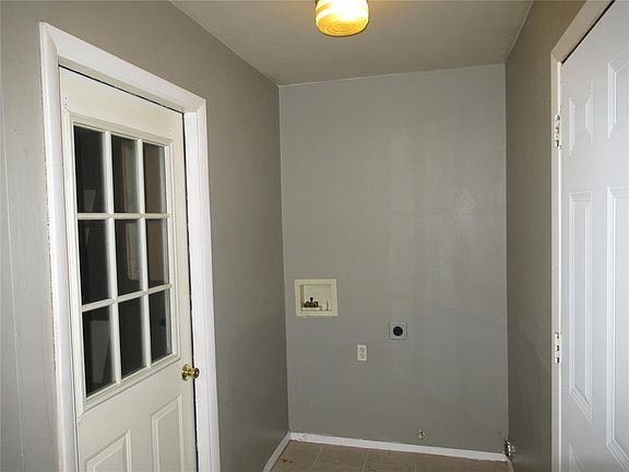 5th image of 1816 N Wilburn Ave
