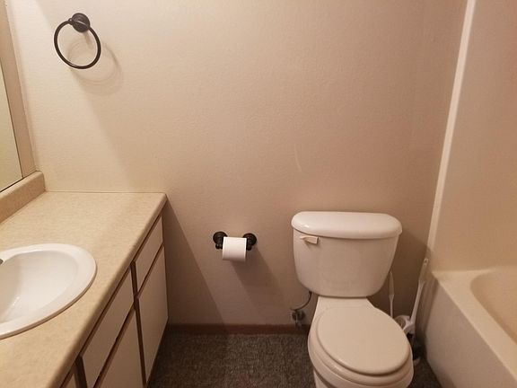 5th image of 663 Faidley Ct APT 4