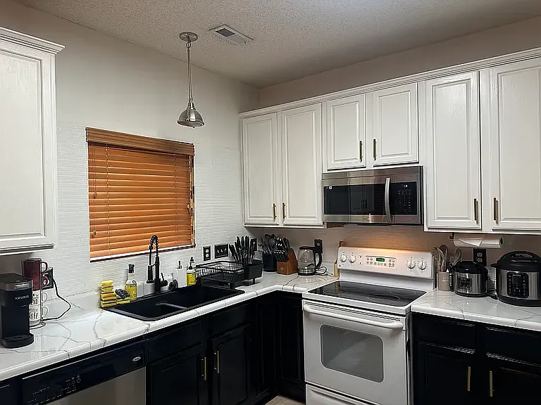3 bed, 1471 sqft, $1,783 — Photo 2