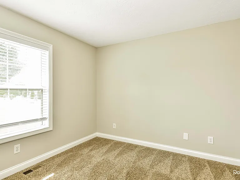 105 Chasity Ln — Photo 13
