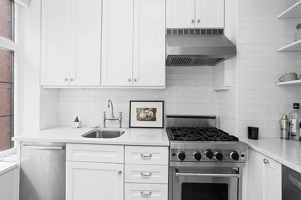 Sold by Douglas Elliman | media 5
