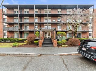 45 Oval Rd APT 16, Quincy, MA 02170