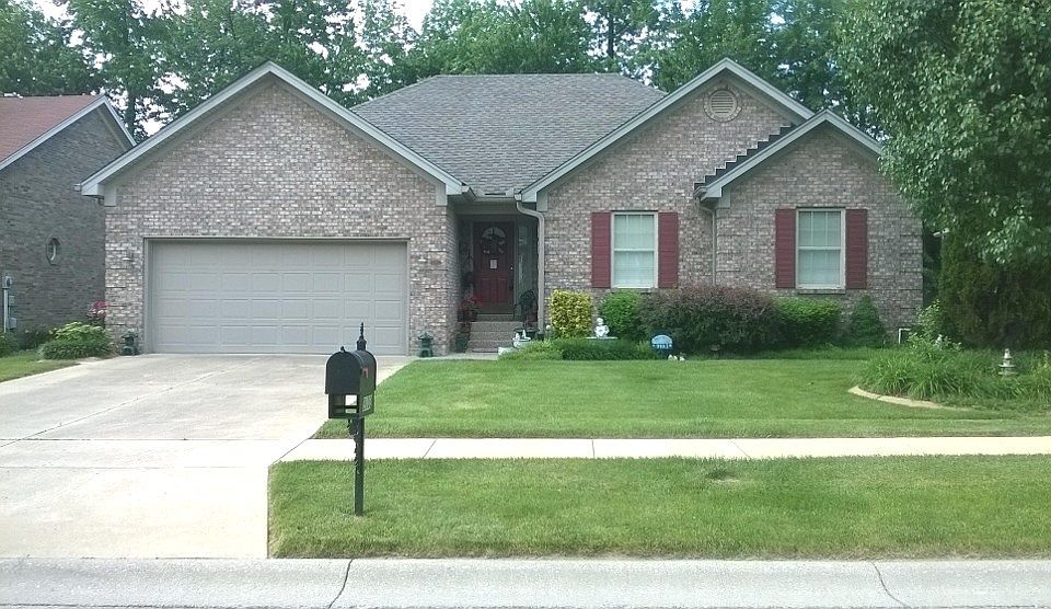 1st image of 9103 Auburn Woods Ct
