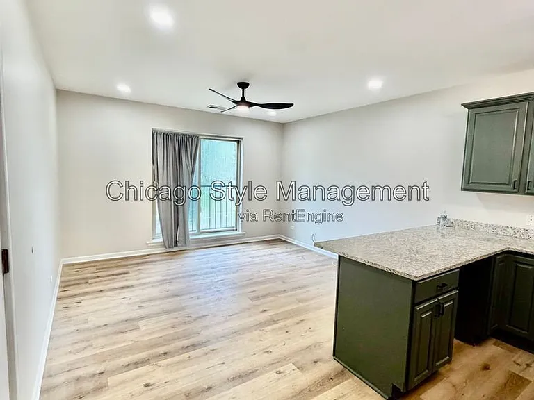 6439 S Saint Lawrence Ave #2 — Photo 6