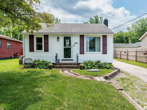 320 14th Ave E, Milan, IL 61264