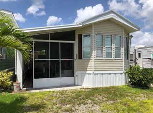 703 Collier Ave #33, Everglades City, FL 34139