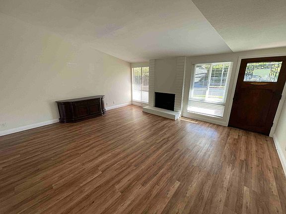 2nd image of 12146 Bradford Pl