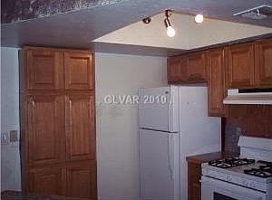 5th image of 522 Kristin Ln