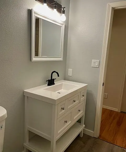 1509 San Pedro Rd NE — Photo 5