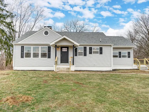 5395 Tschopp Rd NE, Pleasantville, OH 43148