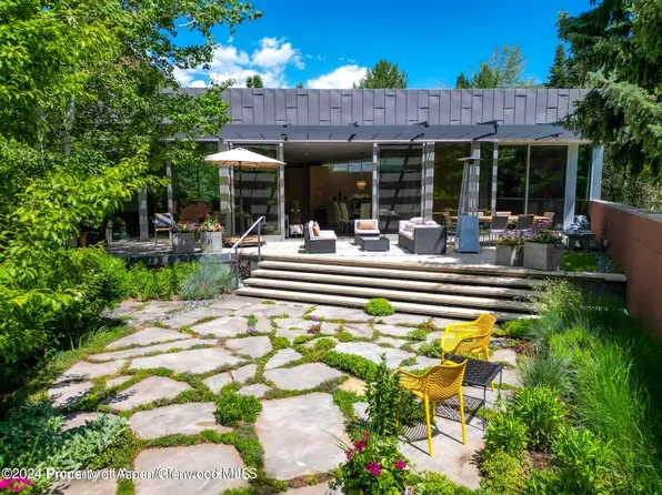 1015 Cemetery Ln, Aspen, CO 81611