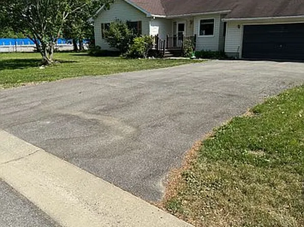 50 Pilger Pl, Orchard Park, NY 14127