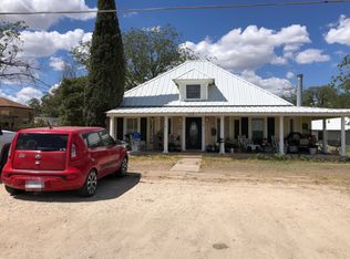 213 E Fleming Ave, Mertzon, TX 76941