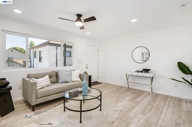 6628 Helen Ct #A — Photo 12