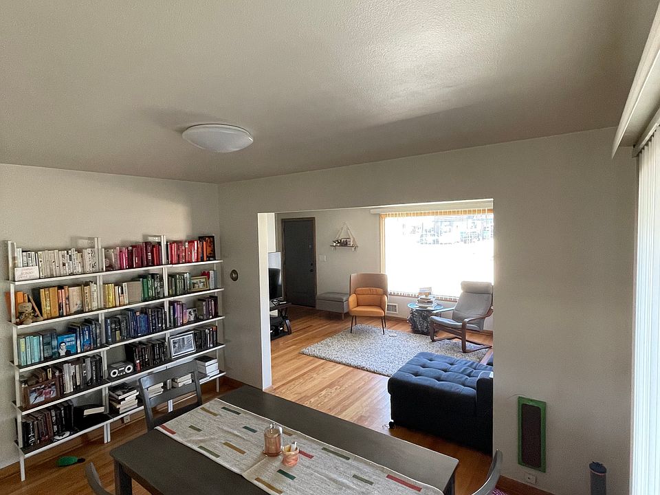 1st image of 3607 S Clement Ave #3609
