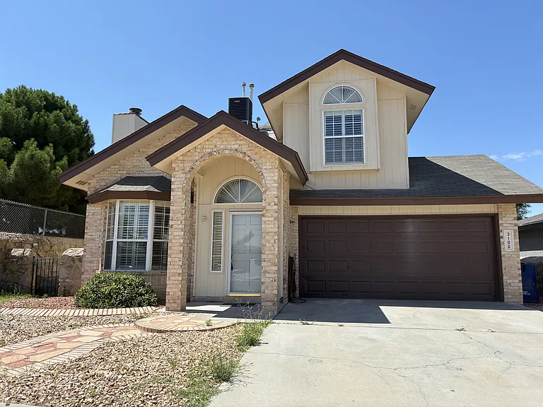 3186 Crazy Horse Dr — Photo 1