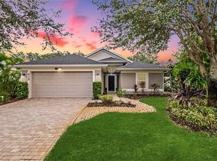 415 Briarcliff Cir, Sebastian, FL 32958