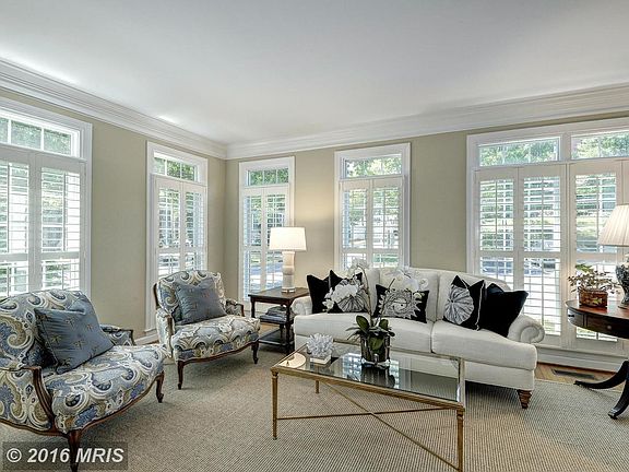 2nd image of 10116 Ballynahown Cir