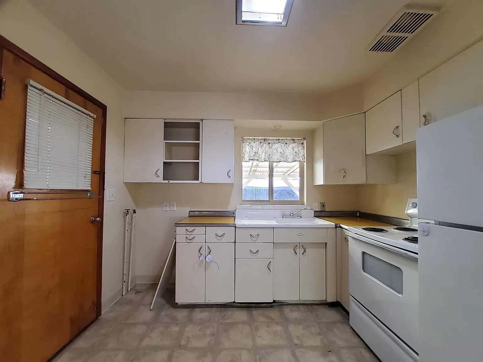 $925 | 1-Bedroom 1-Bathroom Apartment | Twin Falls, ID — Photo 3