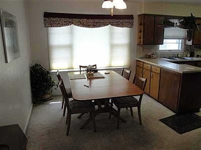 5th image of 1146 Delphinium Dr