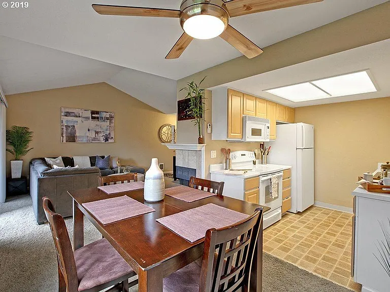 9490 SW 146th Ter #6 — Photo 7
