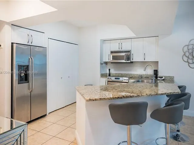 19900 E Country Club Dr #318 — Photo 3