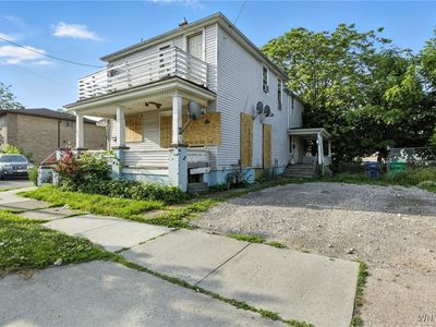 2219 Walnut Ave, Niagara Falls, NY, 14301