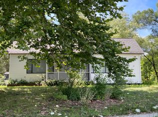 1309 S Bridge St, Belding, MI 48809