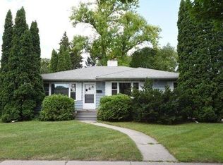 1411 6th St S, Moorhead, MN