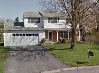 5423 Carina Cir, Clay, NY 13041