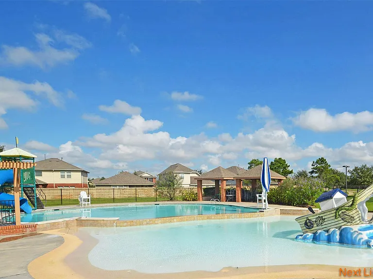 6026 Baileys Run Ln — Photo 38